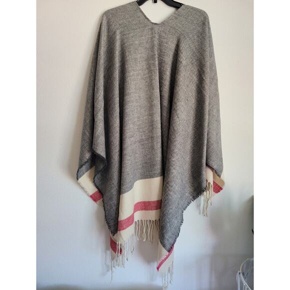 Hurley Women's Shawl Open Front Poncho‎ - Picture 5 of 7